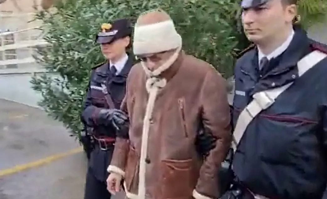 Messina Denaro File Su Indagini E Cattura Offerti Al Fotografo Corona