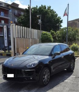 Porsche Macan sequestrata