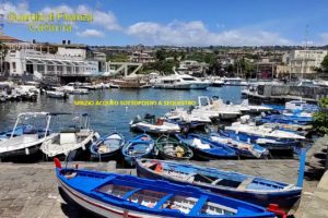 Catania, Fiamme Gialle sequestrano area demaniale nel porto di Ognina: è priva di concessione amministrativa