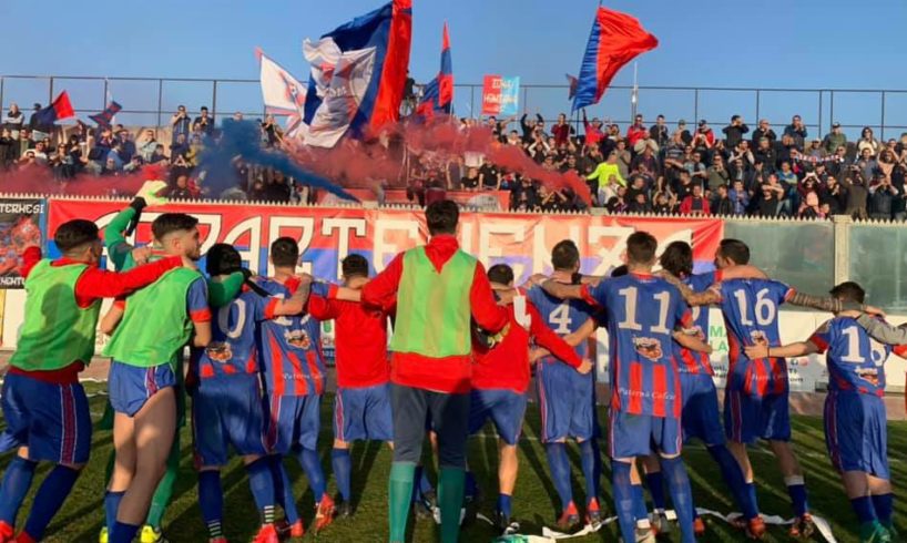 Calcio, il Paternò conquista la serie D: imbattuto nel campionato d’Eccellenza. Martedì incontro in Piazza Umberto