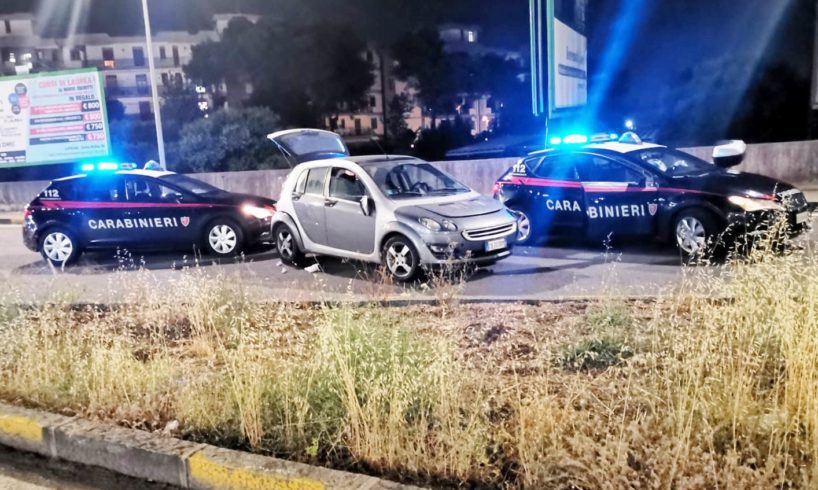 Catania, speronano 3 auto dei Carabinieri e tentano la fuga in contromano in Tangenziale: in manette due spacciatori