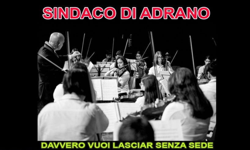 Adrano, il Comune cerca aule e ‘caccia’ dalla scuola i giovani dell’orchestra ‘Falcone e Borsellino’. L’assessore: “Presto una soluzione”