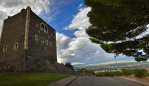 Solstizio: la festa della luce ci svela che il Castello di Paternò è un orologio solare