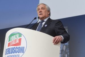 Governo, Tajani: “In Italia non c’è la possibilità di una maggioranza Ursula. Noi alternativi alla sinistra”