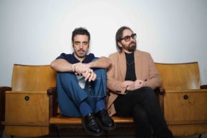 Estate in tour per Colapesce e Dimartino: nuova veste live per i brani dell’album ‘I Mortali”