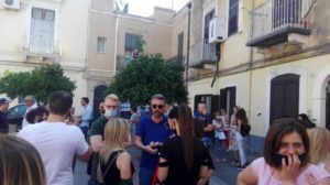 Adrano, in piazza la rabbia del Comitato contro l'antenna di via Branchina: “L’amministrazione ci ha abbandonati”