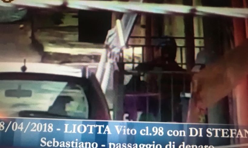 Adrano, Operazione The King: 15 arresti per estorsioni e traffico di droga. Agevolarono cosca Scalisi (VIDEO)