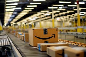 Amazon, 1,8 mld per i centri di distribuzione in Italia: a Catania presto l’apertura di un deposito