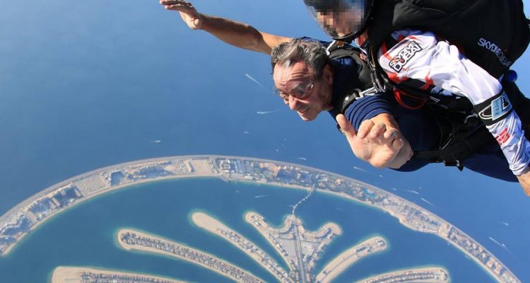 Milazzo, 67enne si schianta con il parapendio e perde la vita: era un esperto della specialità