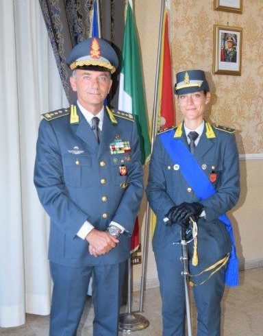 Caltagirone, insediata il primo ufficiale donna della GdF nella Compagnia: è il tenente Alessia Di Caro