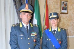 Caltagirone, insediata il primo ufficiale donna della GdF nella Compagnia: è il tenente Alessia Di Caro