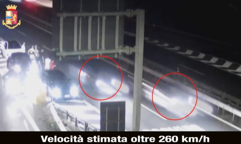 L’A19 Catania-Palermo trasformata in autodromo: la notte dell’11 luglio due Bmw a 260 km/h. Auto sequestrate (VIDEO)