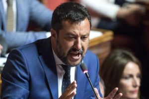 Salvini sarà processato per il caso Open Arms: Sì del Senato all’autorizzazione a procedere. “Lo rifarei e lo rifarò”