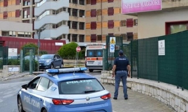 Modica, bimbo arriva morto in ospedale: lividi su tutto il corpo. Fermato il convivente della madre