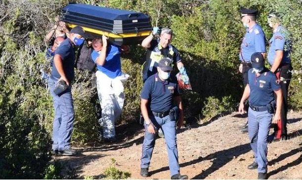 Messina, al Policlinico l’autopsia sui resti del piccolo Gioele: i familiari davanti all’obitorio