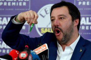 Salvini ‘convoca’ a Catania tutti i parlamentari del Carroccio per l’inizio del processo nei suoi confronti