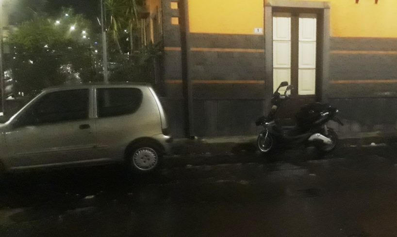 Paternò, scooter si scontra auto lungo via Emanuele Bellia: due giovani feriti in ospedale