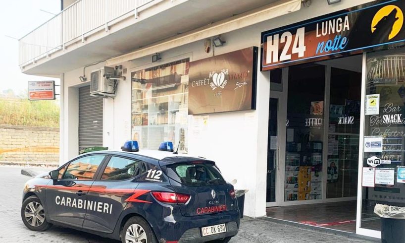 Scordia, sequestrati distributori automatici in via Amari e via Garibaldi: vendevano alcolici fuori orario. Proprietaria sanzionata