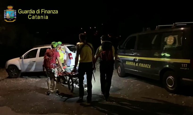 Castelmola, Soccorso Alpino GdF di Nicolosi soccorre alpinista ferito: in località Monte Venere