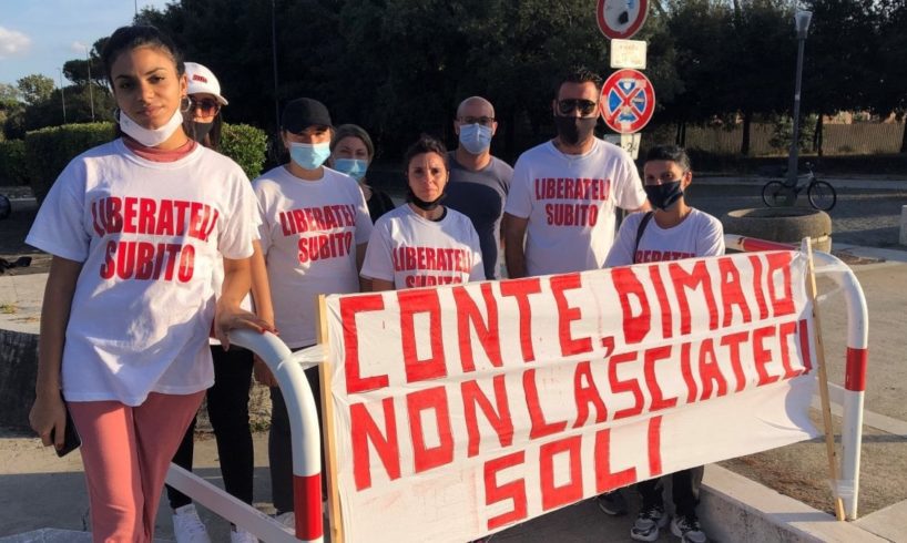 Pescatori Libia: “Liberate i 18 pescatori di Mazara del Vallo”. In 500 alla manifestazione sul lungomare