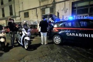 Catania, intensificati i controlli anti-Covid: Carabinieri e Polizia locale vigilano su mascherine e distanziamento sociale