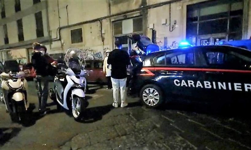 Catania, intensificati i controlli anti-Covid: Carabinieri e Polizia locale vigilano su mascherine e distanziamento sociale