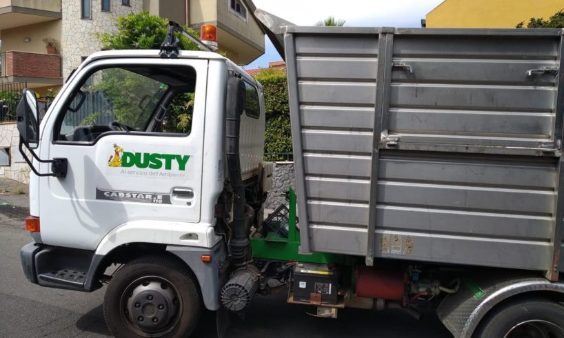 Rifiuti, la piattaforma di smaltimento è colma e la Dusty sospende ritiro di materassi e ‘ingombranti’ nel Catanese: da lunedì tocca a Paternò