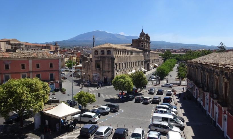 Ad Adrano 39 positivi, 10 in ospedale: 72 a Caltagirone, 43 a Gravina di Catania. Vertice forze dell’ordine a Belpasso