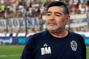 Maradona ricoverato in clinica: non è Covid ma depressione