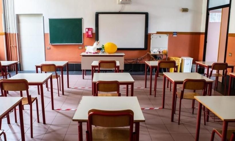 Paternò, Tar sospende ordinanza del sindaco su chiusura scuole: “Anche in zone rosse lezioni in presenza alle elementari”