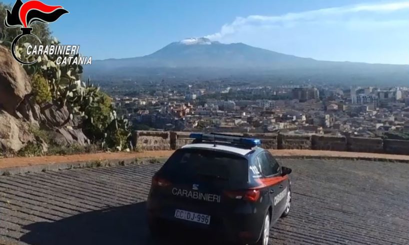 Paternò, maltratta la moglie davanti ai figli e minaccia i carabinieri: 34enne arrestato in flagranza