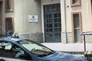 Adrano, scompare l’auto affidata in custodia: Polizia denuncia donna di 41 anni