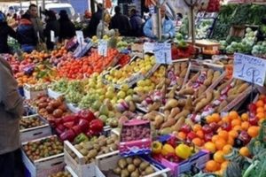 Biancavilla, da domani riapre il mercato settimanale: ambulanti non solo alimentari