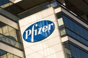 Vaccino, Pfizer valuta possibilità di produrlo nel sito di Catania: sono 42 gli stabilimenti nel mondo