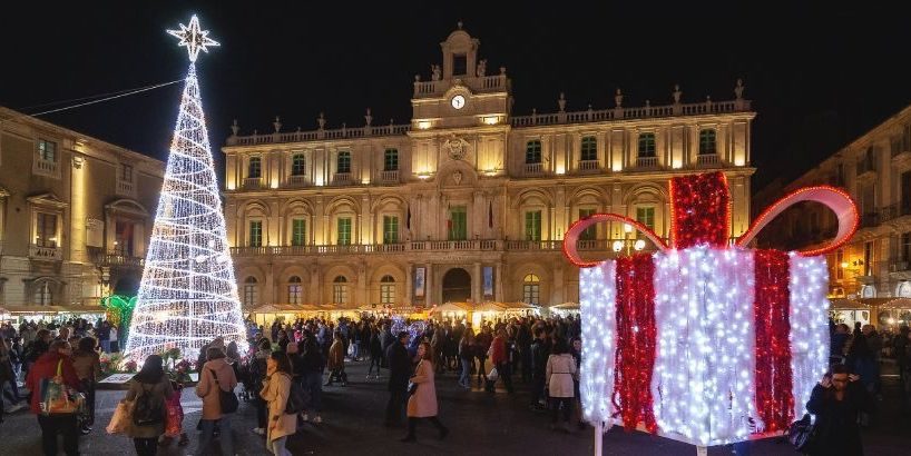 Coronavirus, Natale in lockdown: Governo prepara la stretta per i festivi e prefestivi