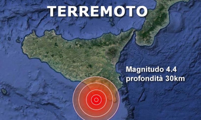 Terremoto, in Sicilia orientale la quiete dopo la forte scossa: guarda i video delle case che ‘ballano’