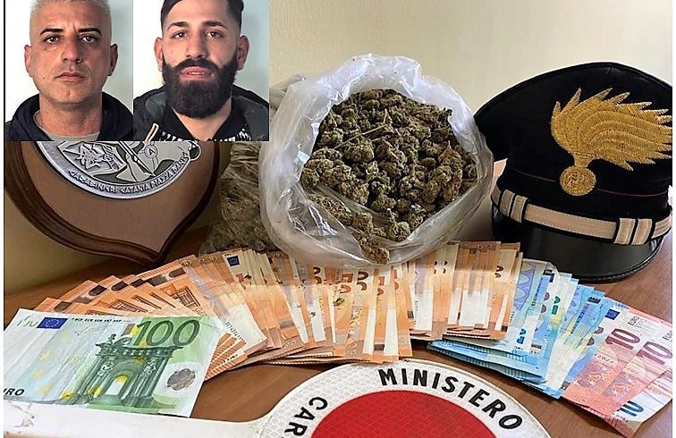 Catania, 2 spacciatori in manette nel quartiere San Cristoforo: in un sacco trovati 600 gr. di marijuana