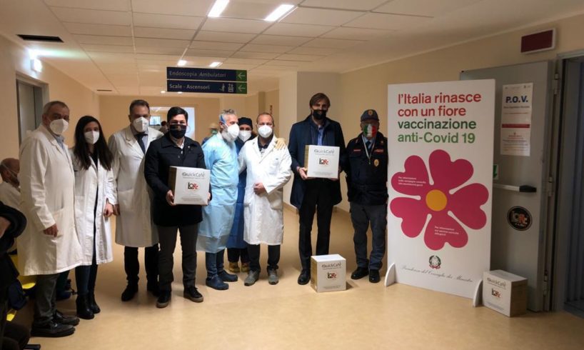 Catania, azienda di torrefazione dona macchina del caffè all’ospedale San Marco: un ‘grazie’ per le vaccinazioni in corso