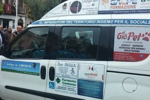 Paternò, il “Taxi sociale” si dota di nuovi automezzi: ogni anno serviti 150 cittadini