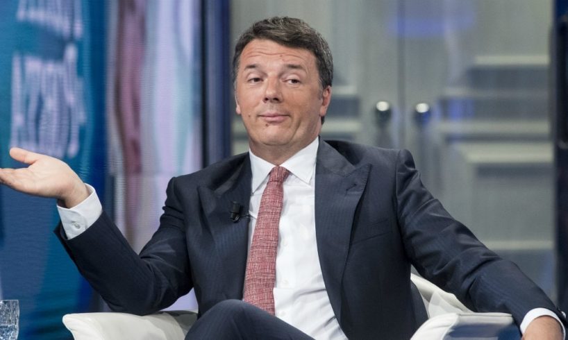 Governo, Renzi vuol rientrare dalla finestra: “Si formi un governo di coalizione. Non è amore, è matematica”