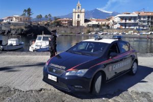 Acireale, 44enne positivo al covid va a pescare nell’area portuale di Stazzo: denunciato