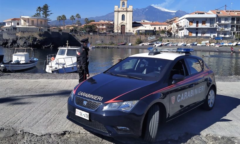 Acireale, 44enne positivo al covid va a pescare nell’area portuale di Stazzo: denunciato