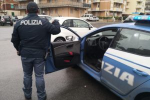 Catania, Polizia sequestra armi e droga: 9 misure cautelari, ci sono i responsabili di un duplice omicidio a Librino