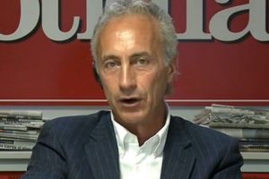 Governo, Travaglio: “M5S si è calato le brache, non conterà più niente. Grillo intortato da Draghi”