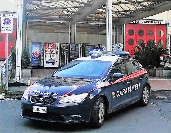 Misterbianco, picchia a sangue l’ex compagna che chiede aiuto: 45enne arrestato