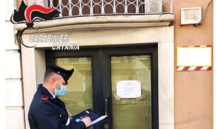 Biancavilla, bar aperto fuori orario e soci di un circolo a vedere la partita: sanzioni dai controlli anticovid