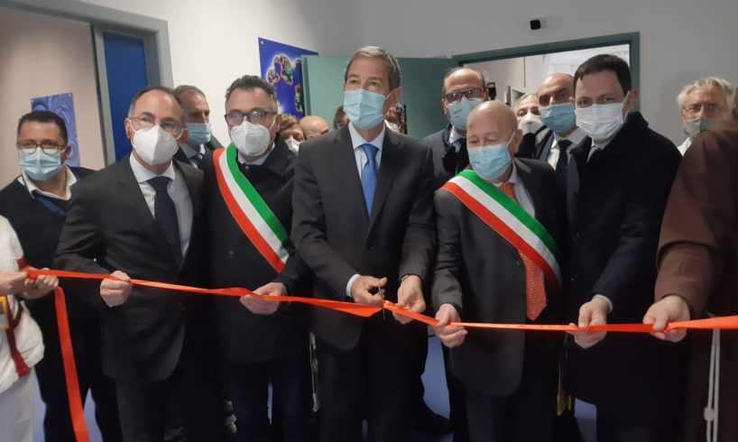 Bronte, Musumeci inaugura il nuovo Pronto Soccorso: “Più attenzione per gli ospedali periferici”