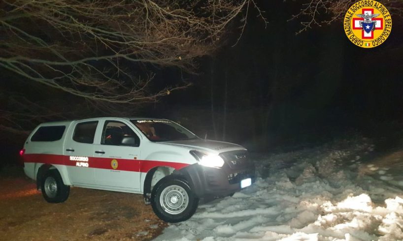 Etna, sette giovani salvati dal Soccorso Alpino: infreddoliti ma in buona salute