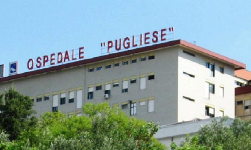 Assenteismo, dipendente ospedale Catanzaro in 15 anni non ha mai lavorato un giorno: 538 mila euro di stipendi percepiti