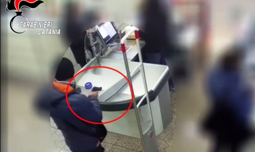 Paternò, Belpasso e Biancavilla: rapinatore seriale usava i supermercati come bancomat. Scoperti altri colpi a carico di un 41enne belpassese (VIDEO)